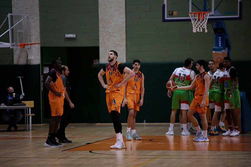 Otra vez la misma película de terror para el Aquimisa Carbajosa (69-82)