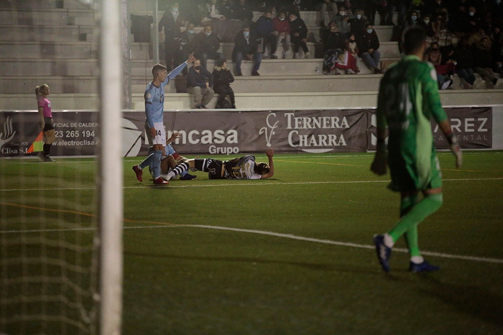 Unionistas y Celta B se reparten los puntos en un partido de plomos fundidos (1-1)