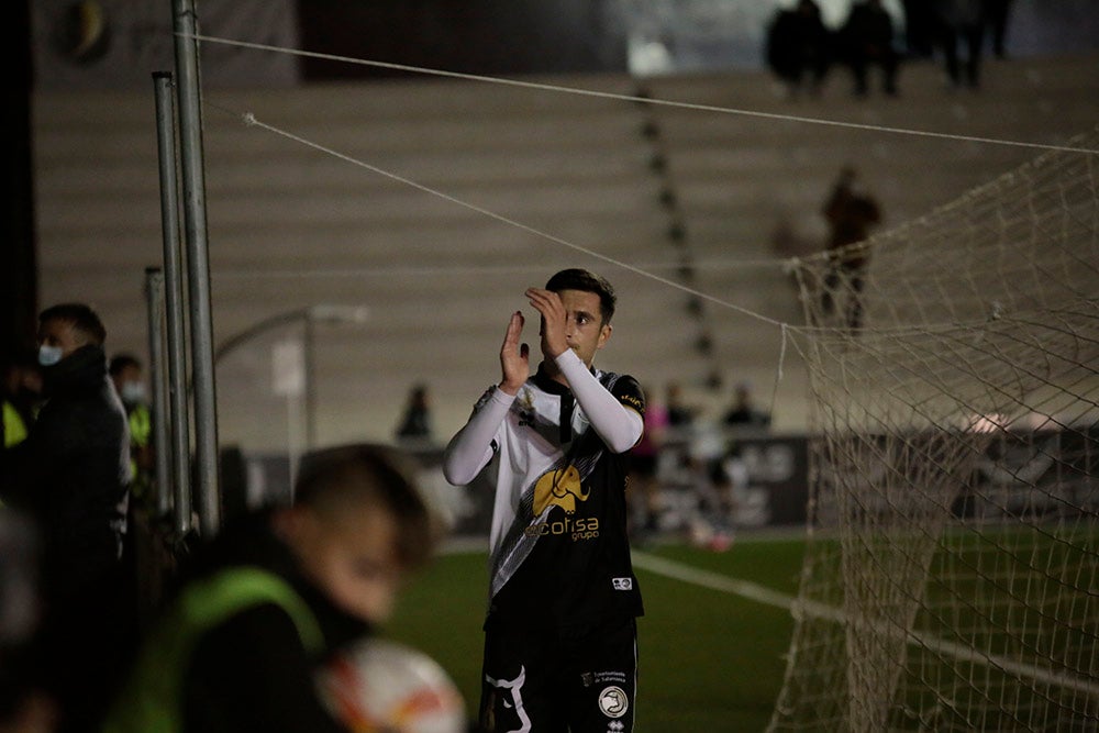 Unionistas y Celta B se reparten los puntos en un partido de plomos fundidos (1-1)