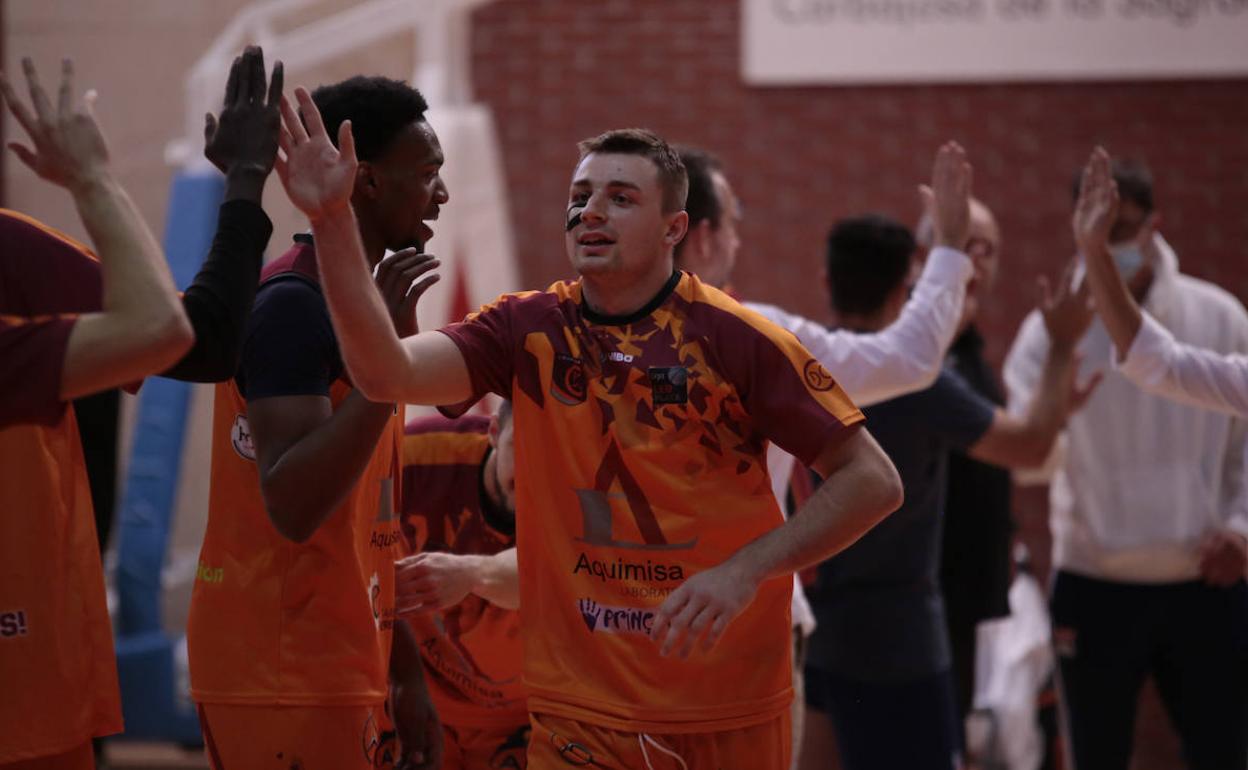 El Aquimisa Carbajosa Empresarial vuelve a casa ante el Zornotza tras otra abultada derrota