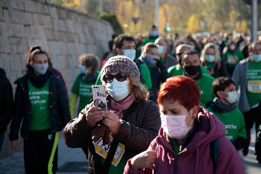 Miles de personas partieron desde el parque Elio Antonio de Nebrija en el regreso de la Marcha Salamanca Contra el Cáncer