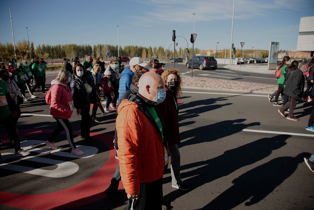 Miles de personas partieron desde el parque Elio Antonio de Nebrija en el regreso de la Marcha Salamanca Contra el Cáncer