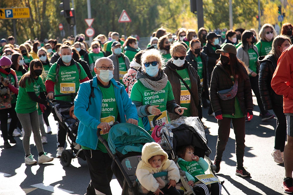 Miles de personas partieron desde el parque Elio Antonio de Nebrija en el regreso de la Marcha Salamanca Contra el Cáncer