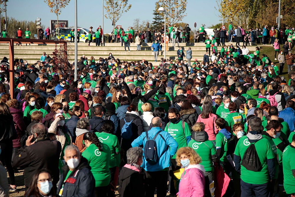 Miles de personas partieron desde el parque Elio Antonio de Nebrija en el regreso de la Marcha Salamanca Contra el Cáncer