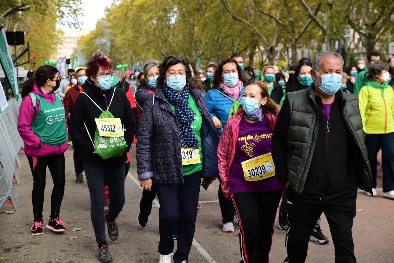 Fotos: Marcha contra el Cáncer en Valladolid (1)