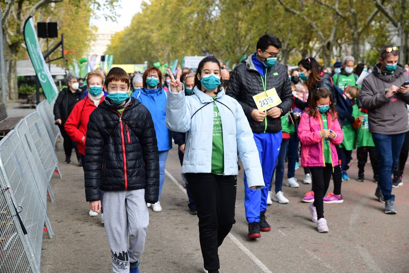 Fotos: Marcha contra el Cáncer en Valladolid (2)