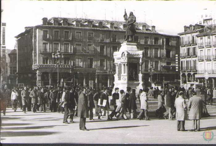 El cierre de la Universidad, el 8 de febrero de 1975, convirtió a la ciudad en uno de los más destacados núcleos de la movilización estudiantil contra la dictadura.