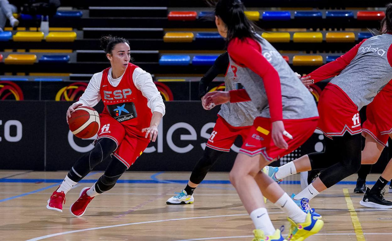 Silvia Domínguez, del CB Avenida, nueva capitana de la selección nacional