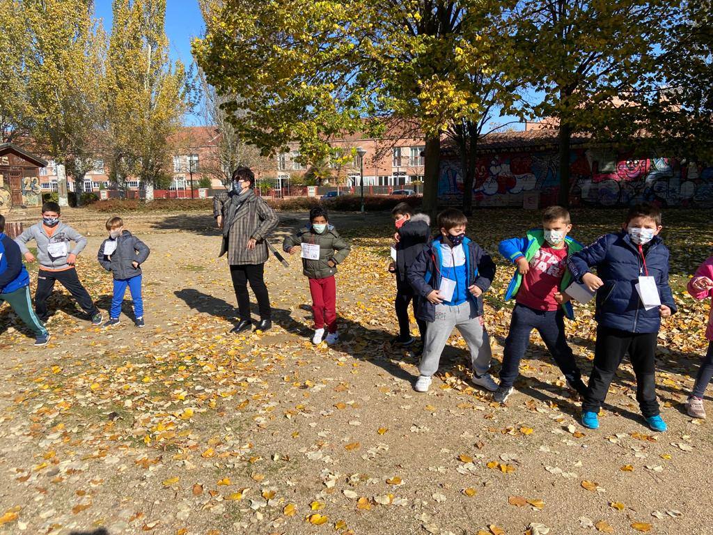 Fotos: Los alumnos del CEIP Parque Alameda bailan contra la obesidad