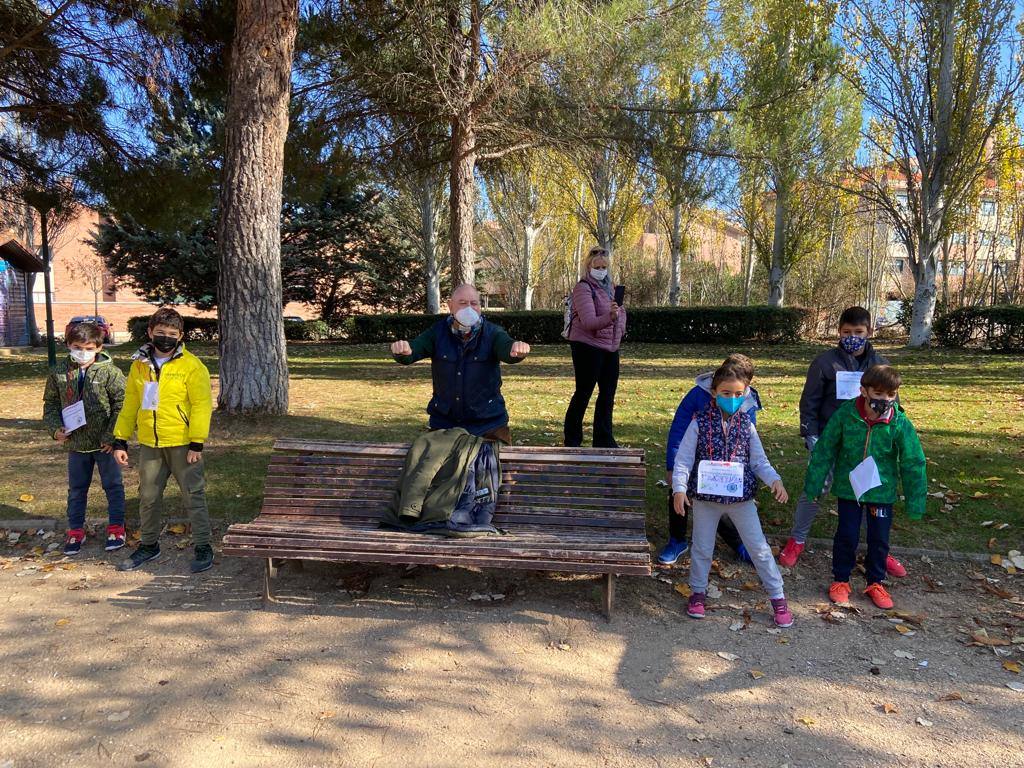 Fotos: Los alumnos del CEIP Parque Alameda bailan contra la obesidad