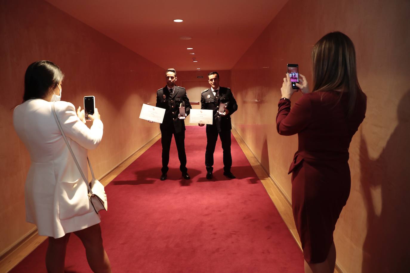 Fotos: Entrega de medallas en el Congreso Autonómico de Coordinación de Policía Local 2/4