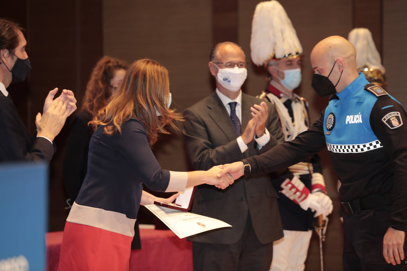 Fotos: Entrega de medallas en el Congreso Autonómico de Coordinación de Policía Local 3/4
