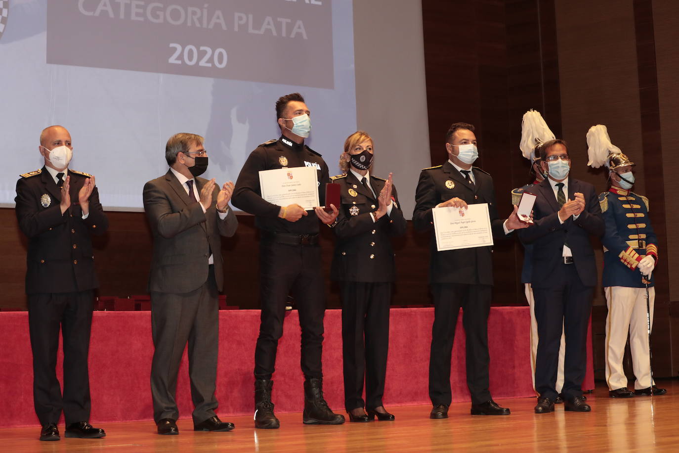 Fotos: Entrega de medallas en el Congreso Autonómico de Coordinación de Policía Local 4/4