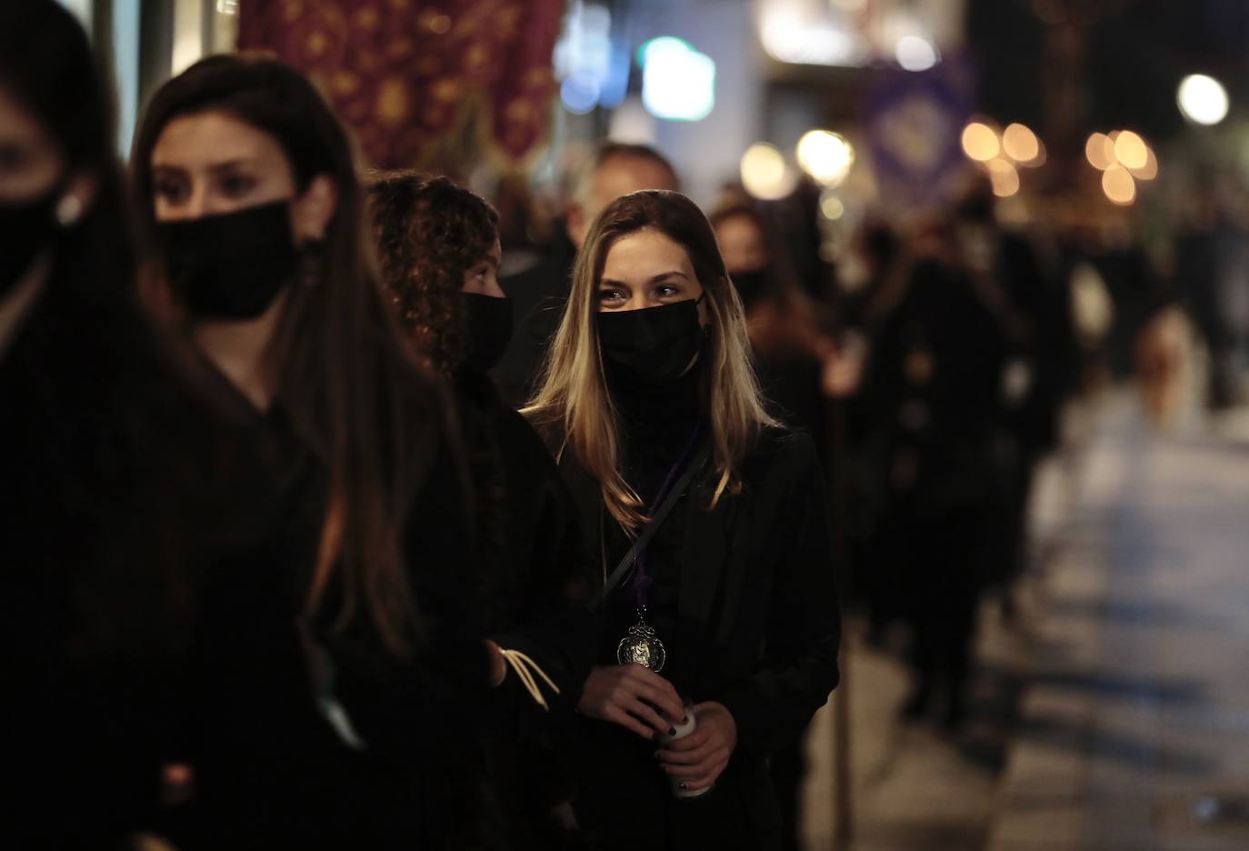 Fotos: La Cofradía de Jesús Nazareno celebra un Via Crucis extraordinario