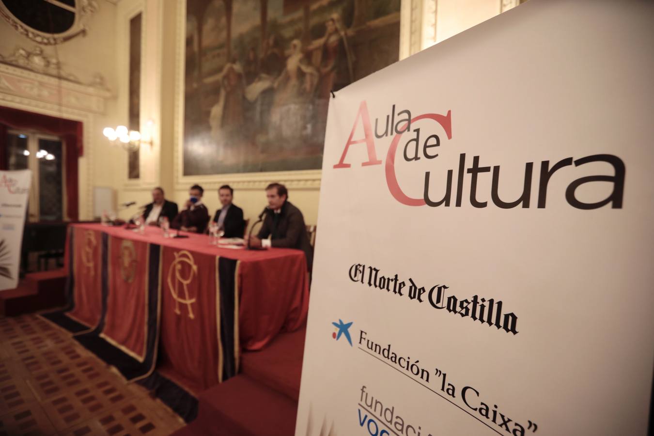 Fotos: Eduardo Madina y Borja Sémper, en el Aula de Cultura de El Norte de Castilla