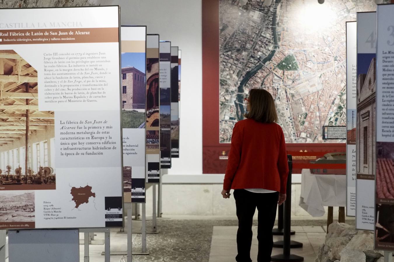 Fotos: La sala de San Benito acoge la exposición &#039;100 elementos del Patrimonio industrial de España&#039;