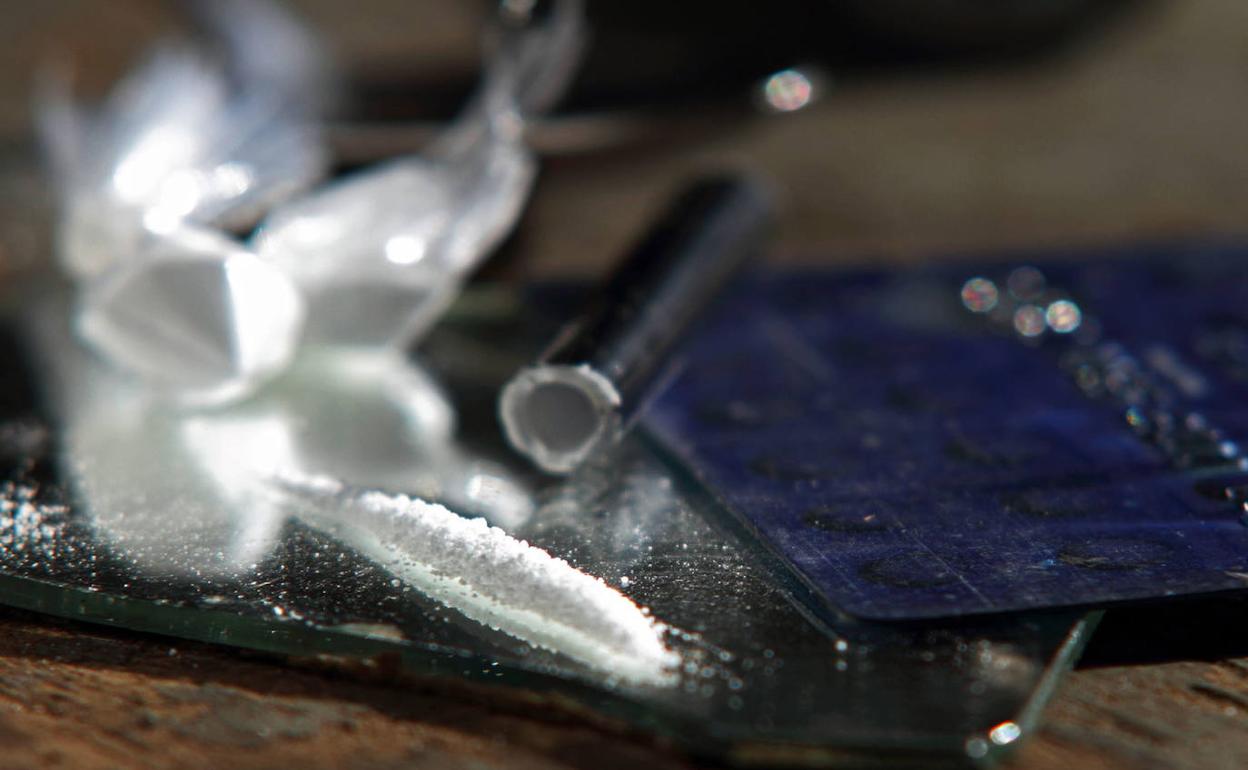 Preparación de una dosis de cocaína. 