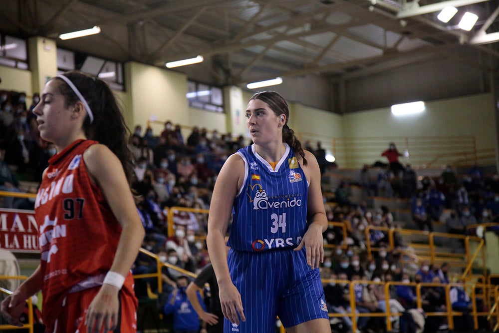 Triunfo inapelable del CB Avenida, debut de Copper y susto en Würzburg (89-39)