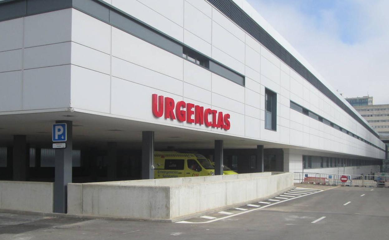 Entrada de Urgencias del Hospital Universitario de Salamanca. 