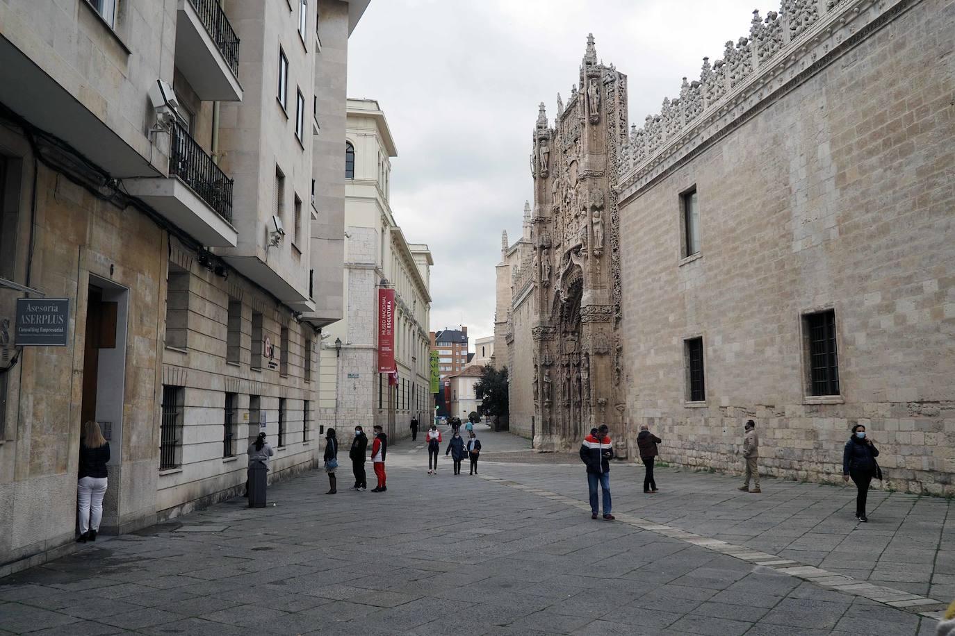 Detalles de la zona de San Pablo, junto al Palacio Pimentel, el colegio de San Gregorio y el Museo de Escultura