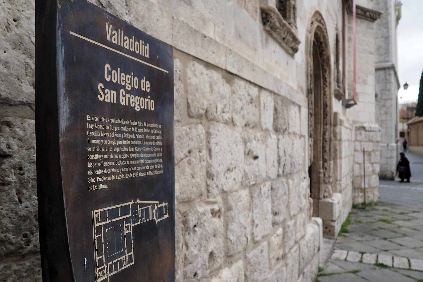 Detalles de la zona de San Pablo, junto al Palacio Pimentel, el colegio de San Gregorio y el Museo de Escultura