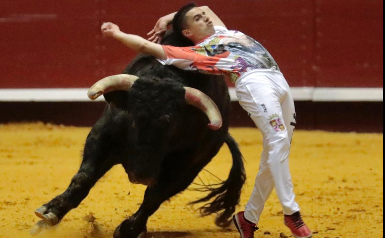 Luis Gómez, durante un corte. 