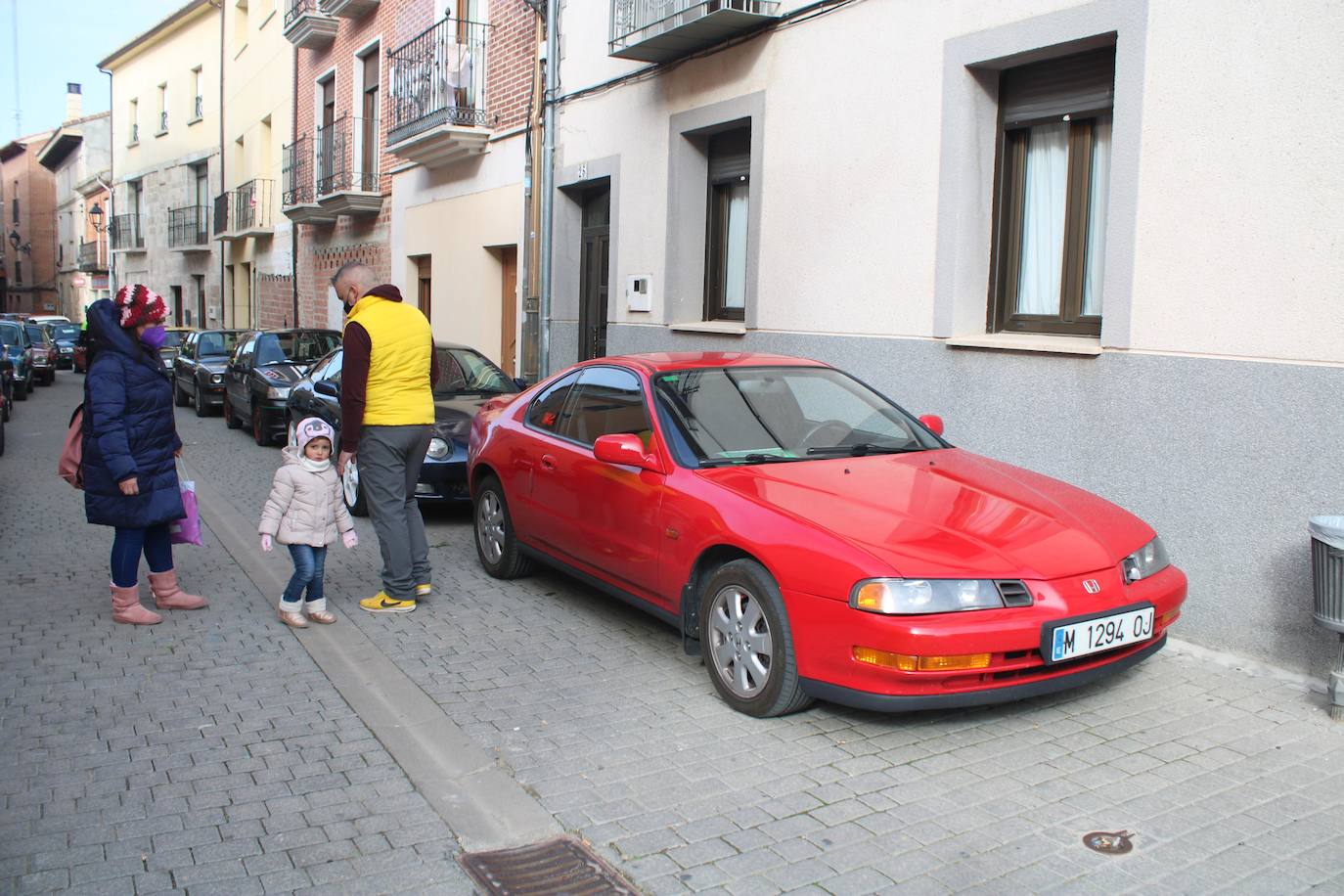Fotos: Los coches clásicos despiertan admiración en el Cerrato