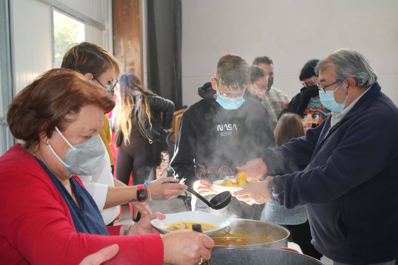 Fotos: Los coches clásicos despiertan admiración en el Cerrato