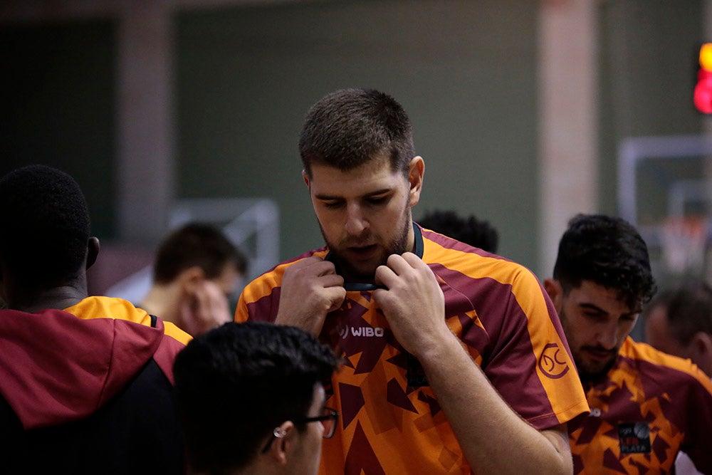 El Aquimisa vuelve a dejarse ir y Harrison Cleary acaba en el hospital (66-91)