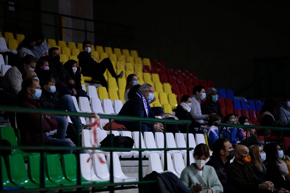 El Aquimisa vuelve a dejarse ir y Harrison Cleary acaba en el hospital (66-91)