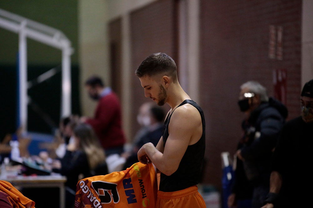 El Aquimisa vuelve a dejarse ir y Harrison Cleary acaba en el hospital (66-91)