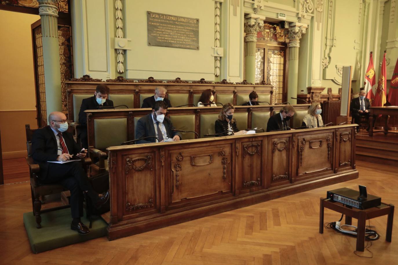 Bancada actual del PP en el Ayuntamiento. Arriba: Francisco Blanco, José Antonio Martínez Bermejo, Marta López y Rodrigo Nieto. Abajo: Carlos Paramio, Alberto Gutiérrez Alberca, Irene Núñez, José Antonio De Santiago-Juárez y Pilar del Olmo. 