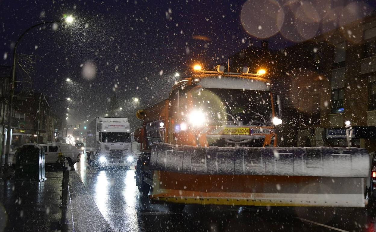 Nieve en El Espinar (Segovia).