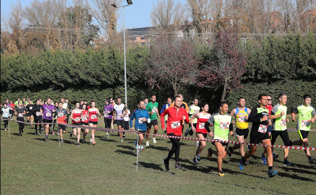 Participantes en el Cros del Patronato de Deportes. 