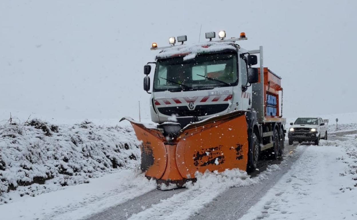 Nieve en las carreteras de la provincia de Valladolid.