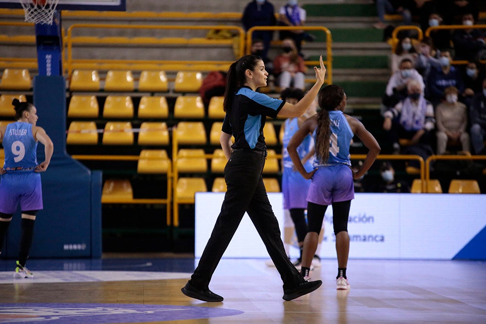 El CB Avenida aplasta al colista y se va posicionando para los play-off de la Euroliga (96-54)