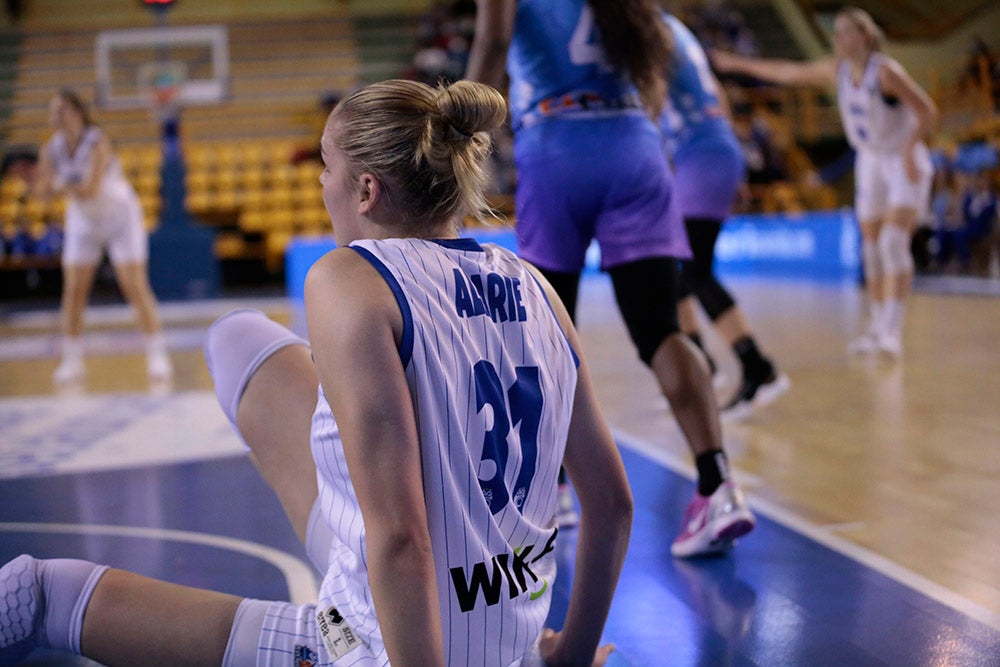 El CB Avenida aplasta al colista y se va posicionando para los play-off de la Euroliga (96-54)