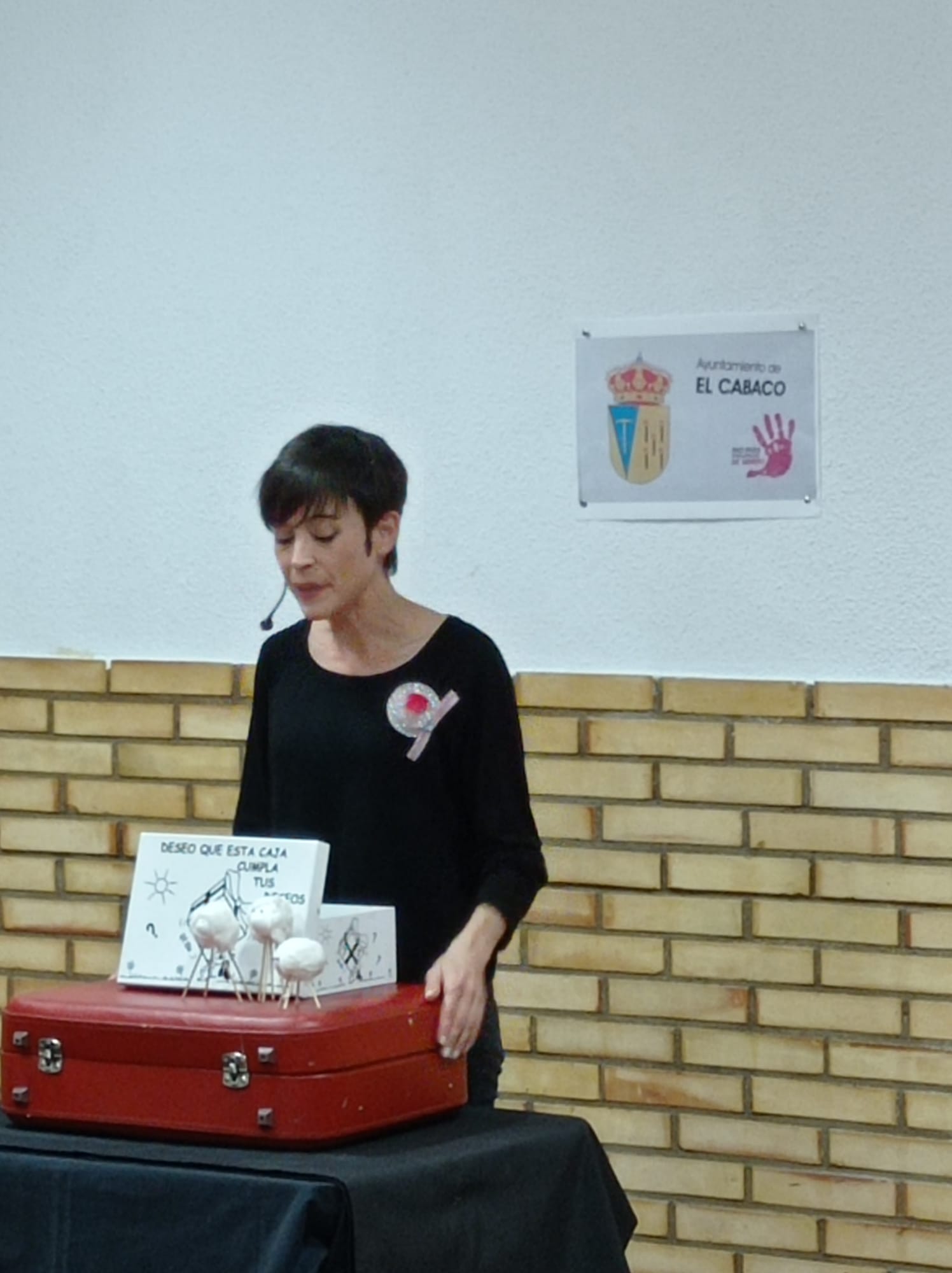 Imagen secundaria 2 - El Cabaco se une al Día Internacional contra la Violencia de Género