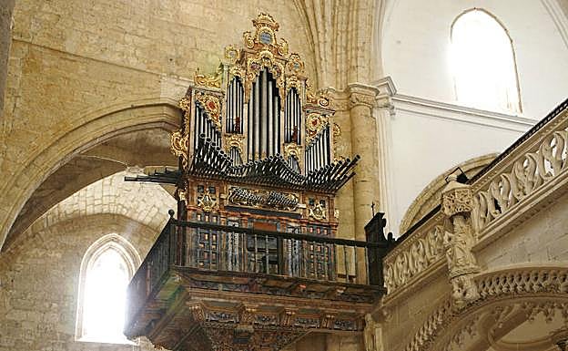 Órgano en la iglesia de Támara. 