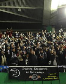 Imagen secundaria 2 - Un grandioso empate unionista en El Sardinero alentado por 600 salmantinos en las gradas (1-1)