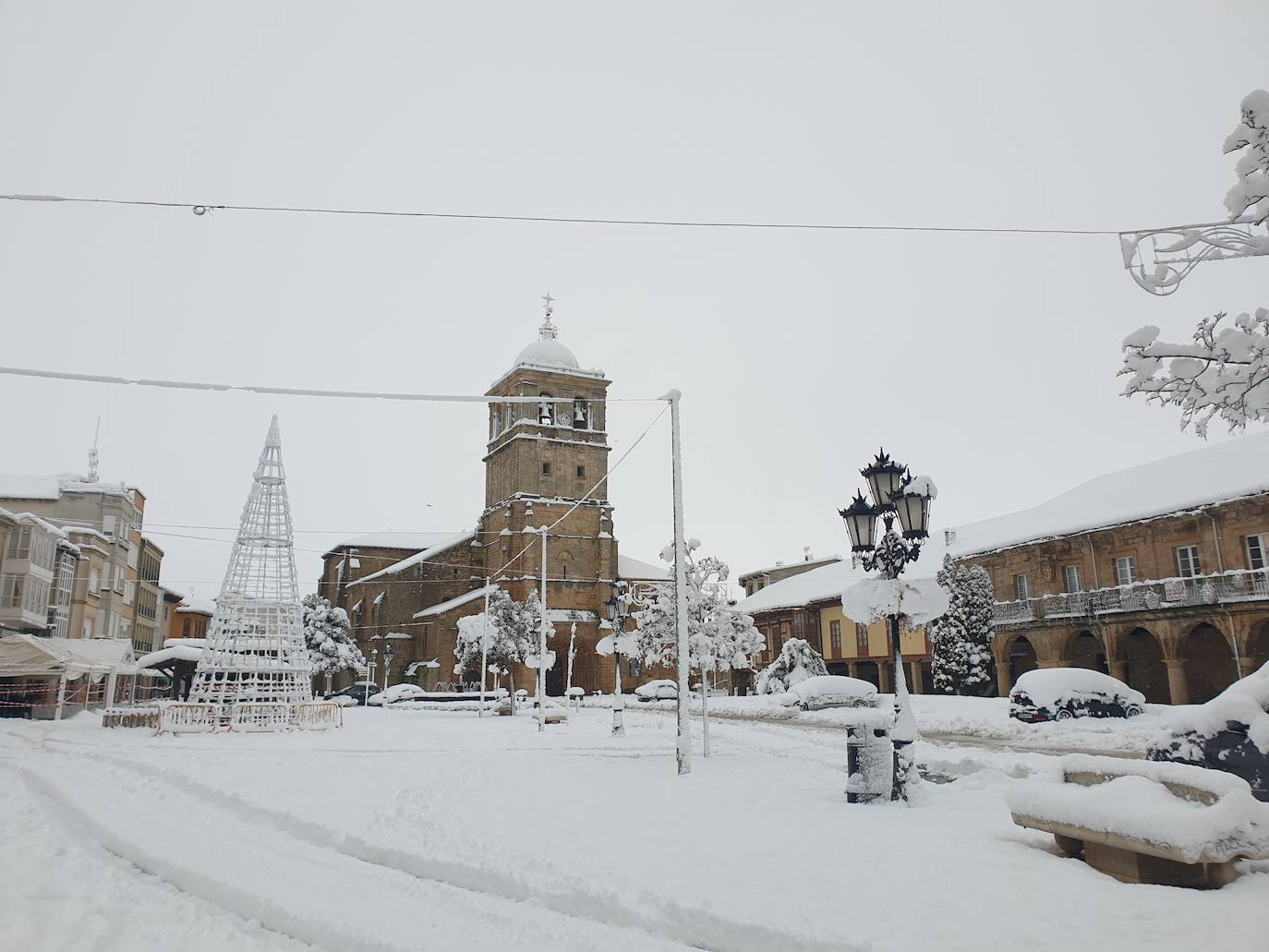 Fotos: Nieve acumulada en Aguilar de Campoo