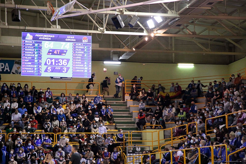 El CB Avenida - Spar Girona recupera en Würzburg los grandes ambientes pre-pandemia
