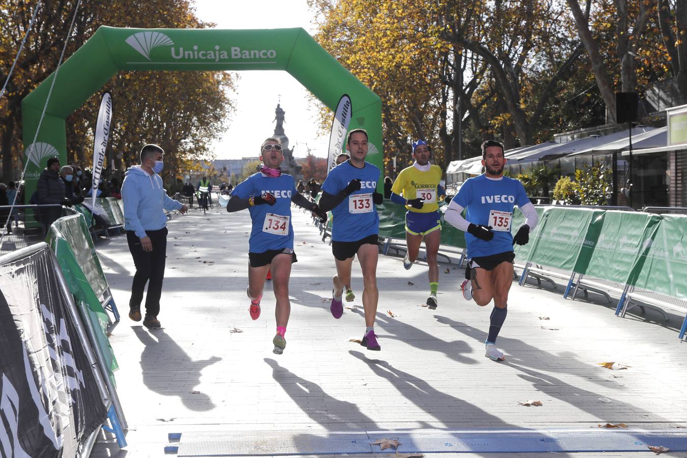 Fotos: V Carrera de Empresas de El Norte de Castilla (3/8)