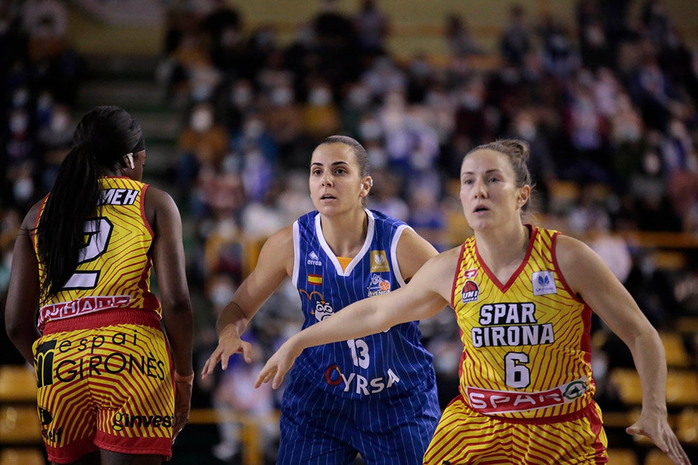 Un desacertado CB Avenida encaja la primera derrota liguera en el Clásico (69-77)