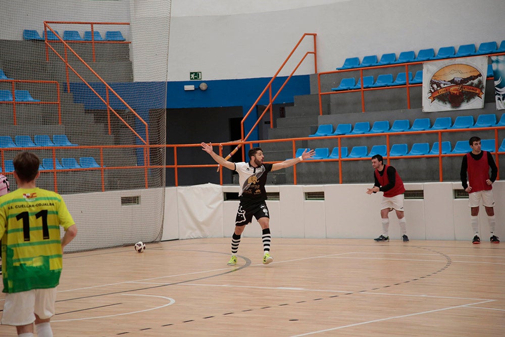 Unionistas FS reafirma su liderato venciendo al segundo Cuéllar Cojalba en La Alamedilla (4-2)