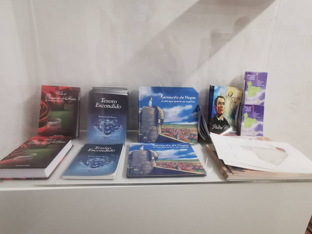 Fotos: Inauguración de la rehabilitación de la casa natal del Padre Hoyos en Torrelobatón