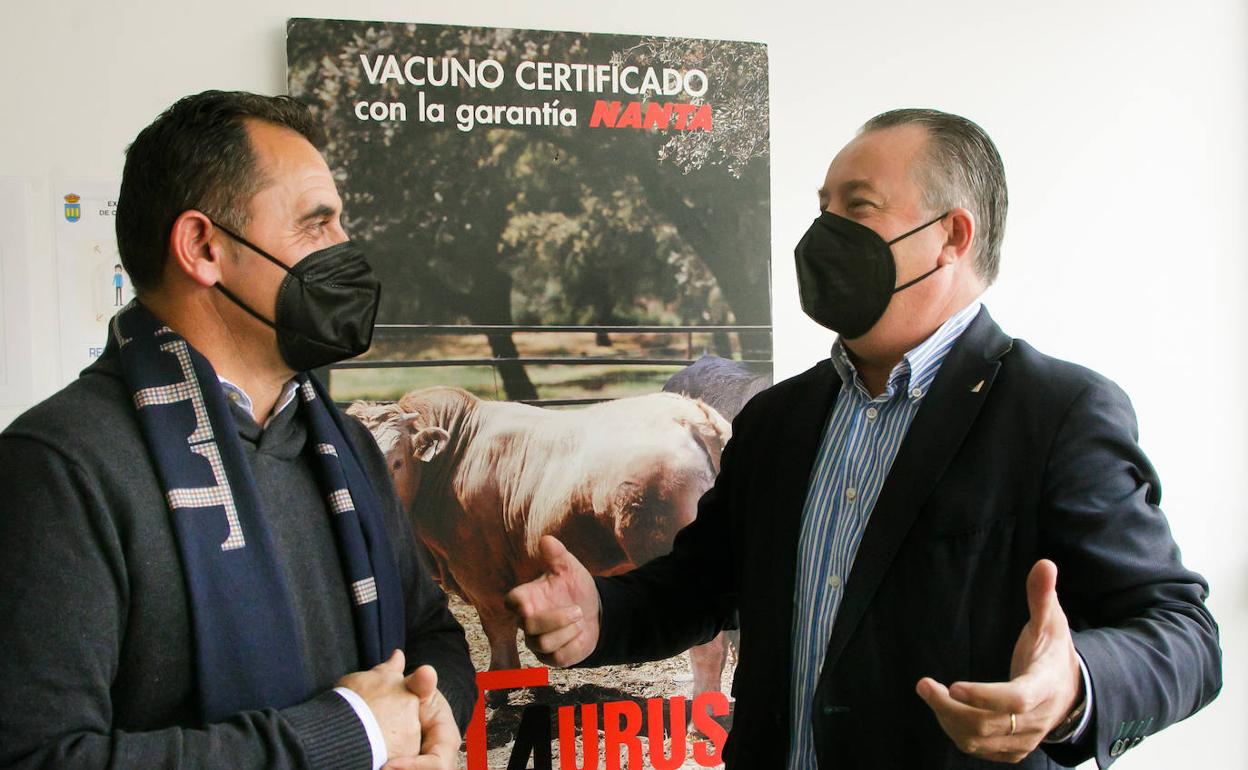 Donaciano Dujo, presidente a nivel de Asaja Castilla y León con Juan Luis Delgado, presidente de Asaja Salamanca. 