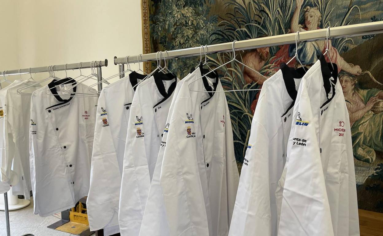 Chaquetillas de los chef de Castilla y León con estrella en la Guía Michelin. 