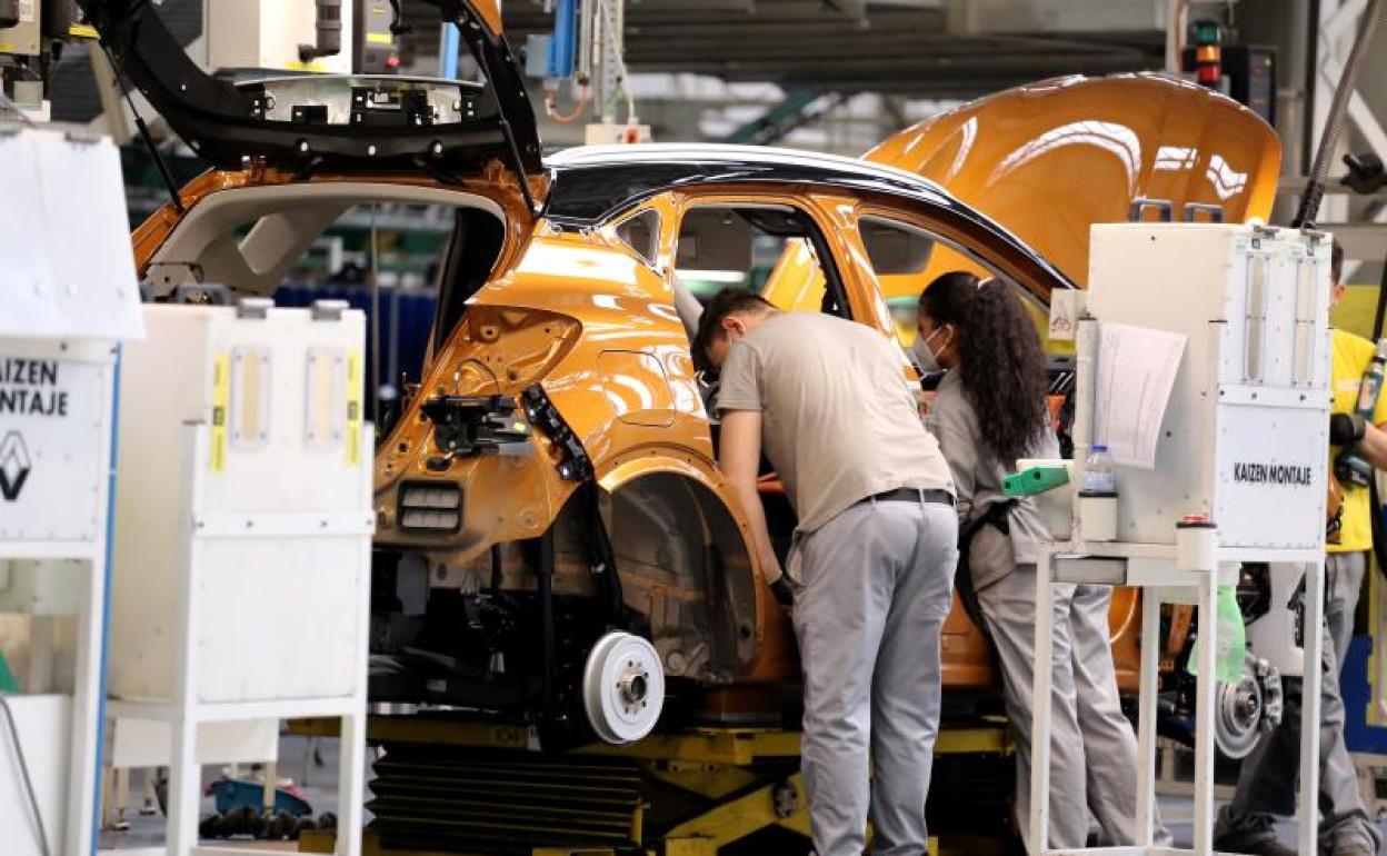 Montaje del Captur en la factoría de Renault.