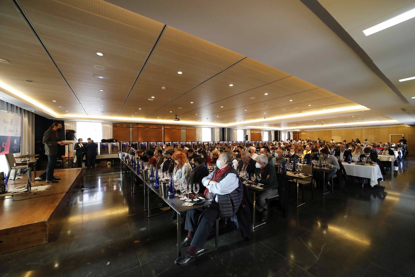 Celebración de la cata Opera Prima 2021 en Peñafiel. 